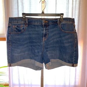 Old Navy Boyfriend Jean Shorts
